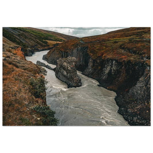 Basalt Columns River-Gage Prints